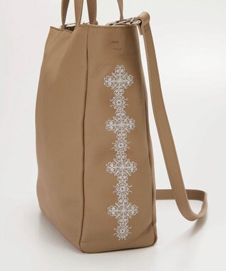 TOPKAPI 【TREASURE TOPKAPI】シュリンクレザー レース 刺しゅう ショルダー付 トートバッグ グレージュ