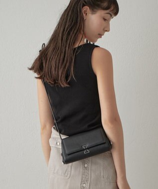 IACUCCI アバ ウォレットショルダー CERVO ブラック