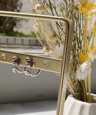 Tiaclasse 小ぶりパール付きピアス シルバー