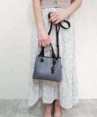 style code 【MERCURYDUO/マーキュリーデュオ】メタルアイレット　ミニショルダーバッグ、ハンドバッグ ブルーグレー