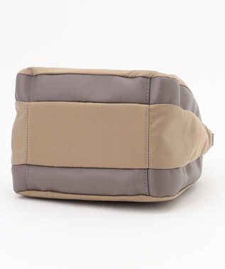 Y'SACCS スクエアすっきりトート SSサイズ ベージュ