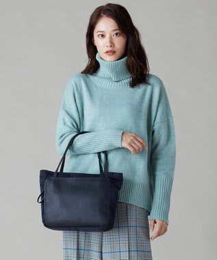 Y'SACCS ナイロン×レザー　スクエアトートバッグ Sサイズ