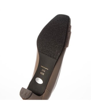 Riz raffinee 【3E】スクエアトゥパンプス オーク