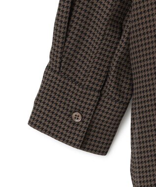 ICB 【接触冷感・UVケア・速乾・洗える】BackSatinAmunzen スカーフタイブラウス コーヒーベース柄系