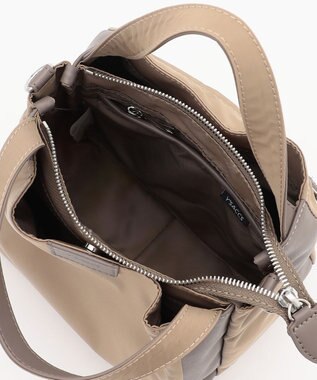 Y'SACCS スクエアすっきりトート SSサイズ ベージュ