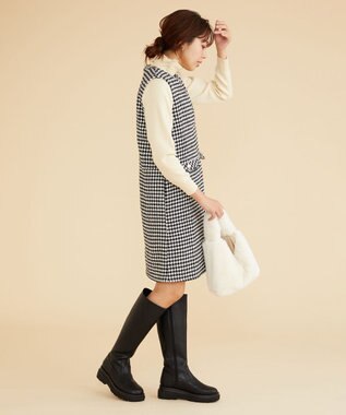 Feroux 【古畑星夏さん着用】フリルネックタートル ニット アイボリー系