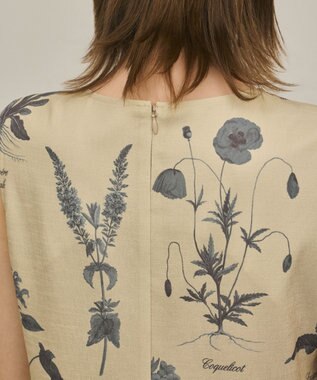 GRACE CONTINENTAL ボタニカルプリントフレアワンピース ベージュ