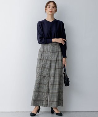 組曲 S 【WEB限定】Vネックドルマンスリーブ ニット ネイビー系