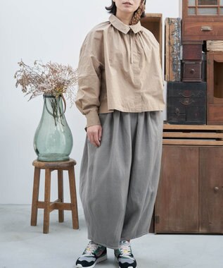 muuc リネンウールの裾タックワイドパンツ グレー