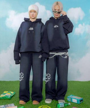 WEGO 【ユニセックス着用ITEM】ハートモチーフプルパーカー ネイビー