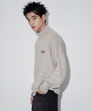 WEGO 【ユニセックス着用ITEM】ワンポイントハーフジッププルオーバー オフホワイト