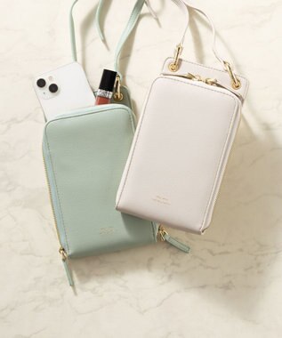 23区 スマホ  ポシェット アイボリー系