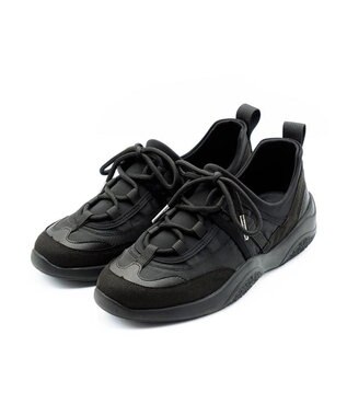 APOM ウォーターレジストレースアップスニーカー ブラック