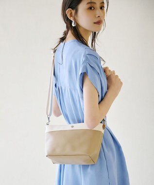 TOPKAPI 【Breath TOPKAPI】RIPPLE リプル スリム ミニショルダー バッグ ライトトープ