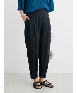 Green Parks ・ｆｕｒｒｙ　ｒａｔｅ　タックジョガーパンツ Black