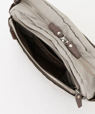 Y'SACCS ポリエステルツイル ショルダーバッグ グレージュ