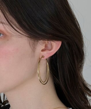 Phoebe ダブルレイヤードフープイヤリング ゴールド