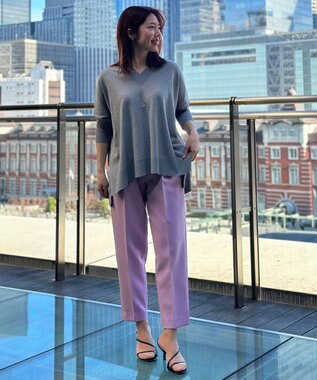 UNFILO 【抗菌防臭】スタイルアップニット NEW Ｖネック グレー