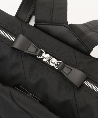 Y'SACCS ストリームラインデイパック ブラック