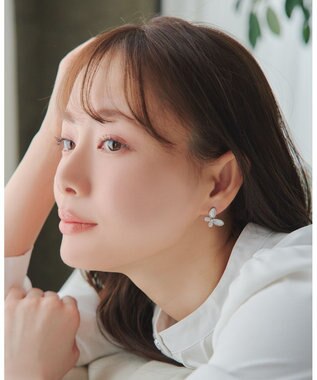 Tiaclasse 【安田美沙子さん着用・金属アレルギー対応】バタフライモチーフピアス シルバーピアス