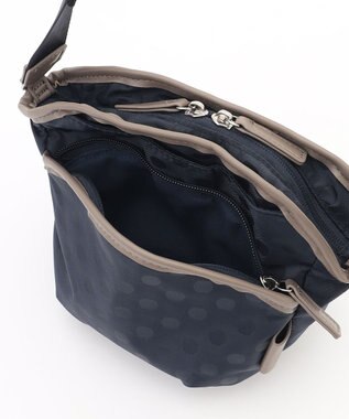 Y'SACCS ドットジャガードポシェット ネイビー