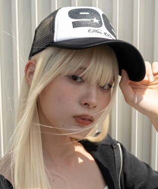 WEGO ナンバリングロゴメッシュキャップ ブラック