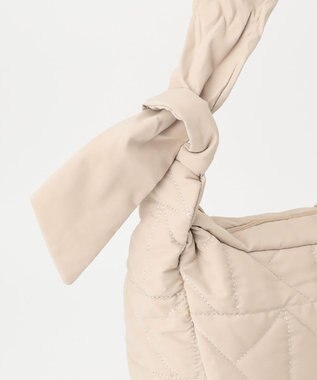 LA BAGAGERIE 【maison vert】 【超軽量！】キルティングショルダーバッグ ベージュ