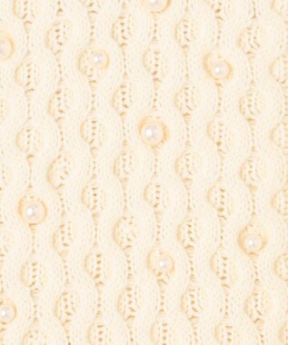 組曲 【WEB限定】パール釦ケーブル ニット アイボリー系