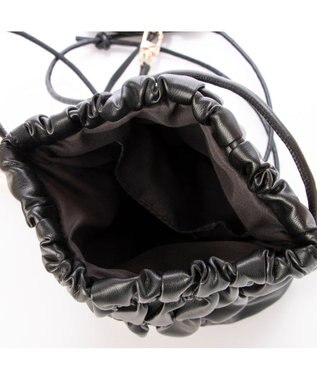 UNBILLION カシュカシュ cachecache / シャーリング口金ショルダー ブラック