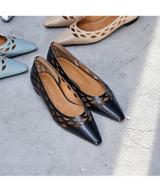 MODE ET JACOMO <carino>レーザーカットフラットパンプス ブラック