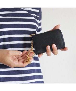 tsumori chisato CARRY プットオンネコ　マルチケース ネイビー