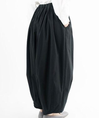 muuc 〈綿100%〉〈涼しいワッシャー生地〉〈裾タック入り〉〈ワイドシルエット〉サーカスパンツ ブラック