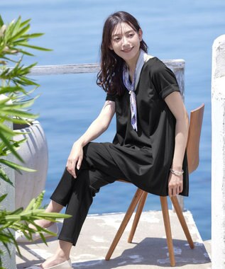 Tiaclasse 【UVカット・吸水速乾】 “きれい見え” バックフレアチュニック ブラック