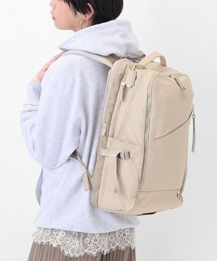 ACE BAGS & LUGGAGE W&.Day/Night トゥキ スクエアリュック B4サイズ 15.6インチPC収納 20512 ダブルアンドデイナイト ライトベージュ