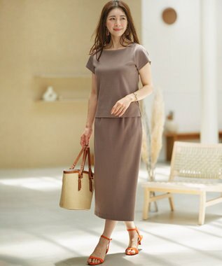 組曲 L 【WEB限定】ストライプジャガード カップ付きTシャツ カーキ系