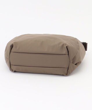 Y'SACCS 【ナイロンタフタ】トラベルショルダー mini ベージュ系その他