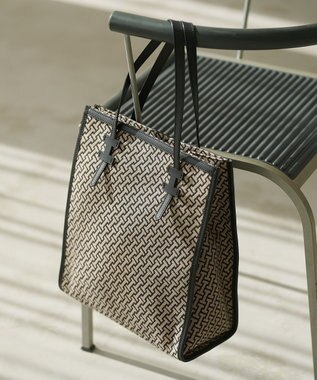 IACUCCI 〈美人百花2月号〉モノグランマ M JACQUARD/RUGA ブラック