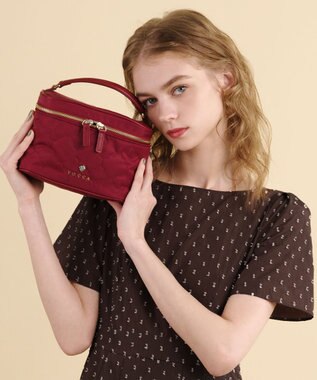 TOCCA CHECKER CLOVER VANITY ヴァニティバッグ レッド系