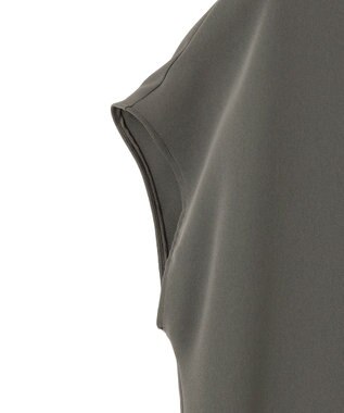 ICB 【接触冷感・UVケア・防シワ・洗える】エステルダブルクロス ラッフルスリーブワンピース グレー系