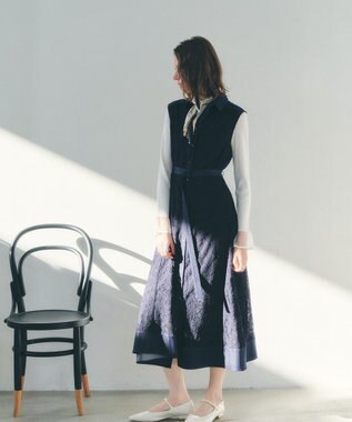 YECCA VECCA ビットプリントプリーツスカーフ Off White