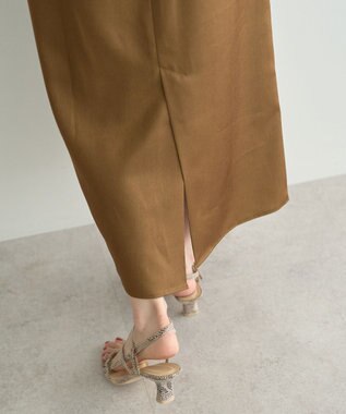 YECCA VECCA シャイニーロングスカート Mocha