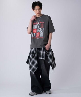 WEGO 【ユニセックス着用ITEM/SMLサイズ展開】アソートグラフィックBIG　T2（SS） 柄2