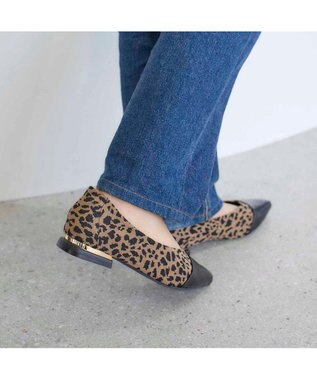 MODE ET JACOMO <noyau>ポインテッドトゥコンビデザインパンプス ベージュキジ