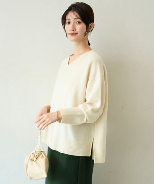 UNFILO 【野呂佳代さん着用】カシミヤブレンド Vネックニット オフ