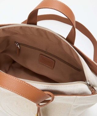 TOPKAPI 【Breath TOPKAPI】SMILE COLLECTION エンボス スマイル 2way トートバッグ /スマイルチャーム付き ベージュ