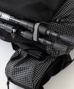 JOSEPH ABBOUD MOUNTAIN 【軽量/ECO撥水/サスティナブル素材/サコッシュが取り外せる】リサイクルリップストップ バックパック 33L ブラック系