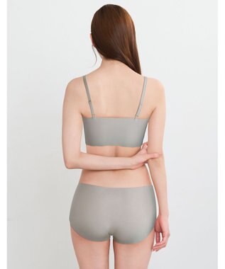 WACOAL 【GOCOCi ゴコチ】 ノンワイヤー ハーフトップ 伸びのよい素材を使用 ムレにくく快適 フラット仕上げ ホックなし ブラトップ レディース CGG220 /ワコール チャコールグレー