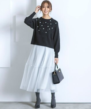 組曲 【WEB限定】モヘヤブレンド ビジューライク刺繍ニット ブラック系