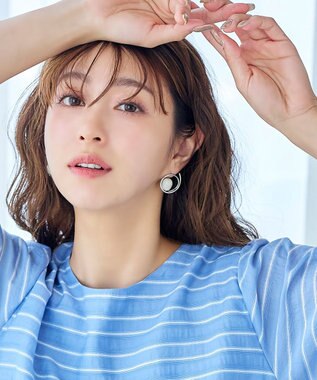 Tiaclasse カラーアクリル＋フープピアス シルバーホワイト