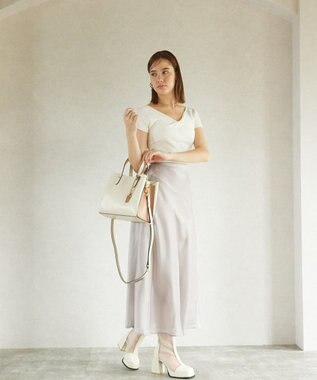 style code 【MERCURYDUO/マーキュリーデュオ】両アオリポケットサイド配色大開き開口 超軽量ハンドバッグ キーチャーム付 アイボリー